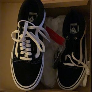 Black vans